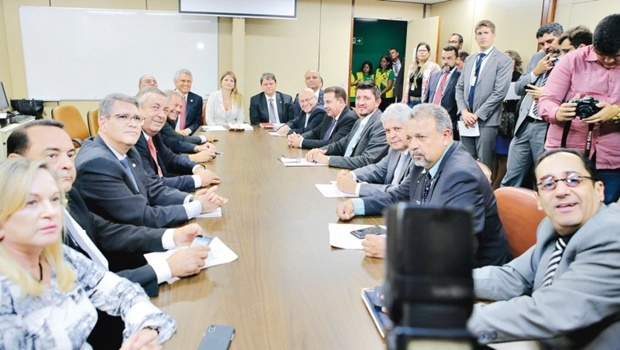 (Bancada de deputados federais goianos em Brasília)