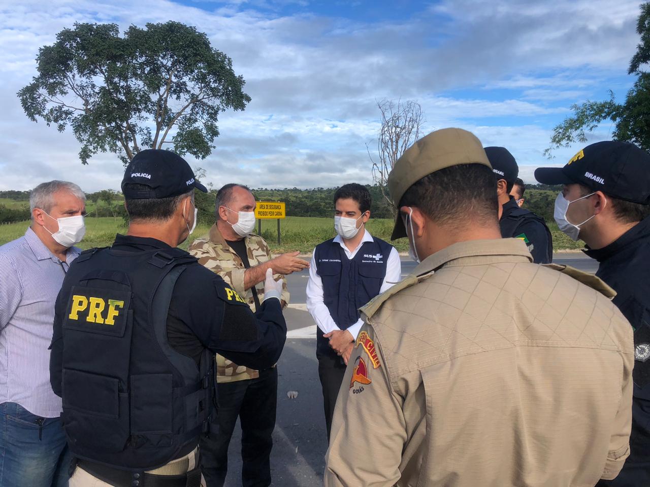 Governo de Goiás e Polícia Rodoviária Federal em campanha pela vacinação. (Reprodução/PRF)