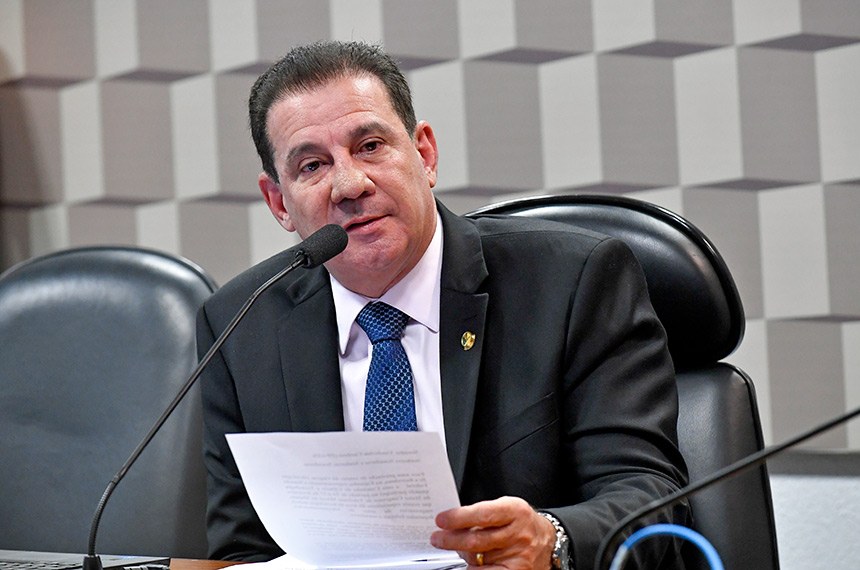 Senador Vanderlan Cardoso participa de comissão no Senado Federal. (Reprodução/Geraldo Magela/Agência Senado)