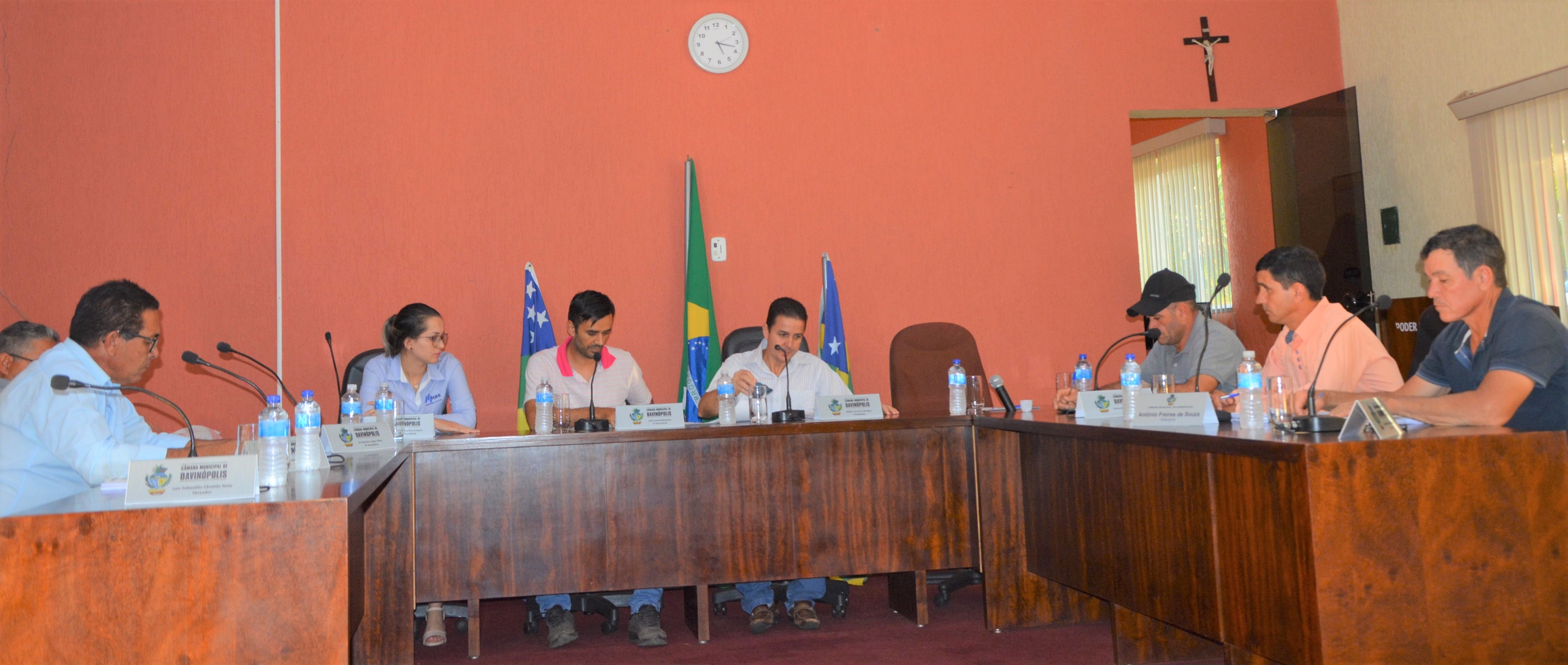 Plenário da Câmara de Vereadores de Davinópolis. (Reprodução/Arquivo)