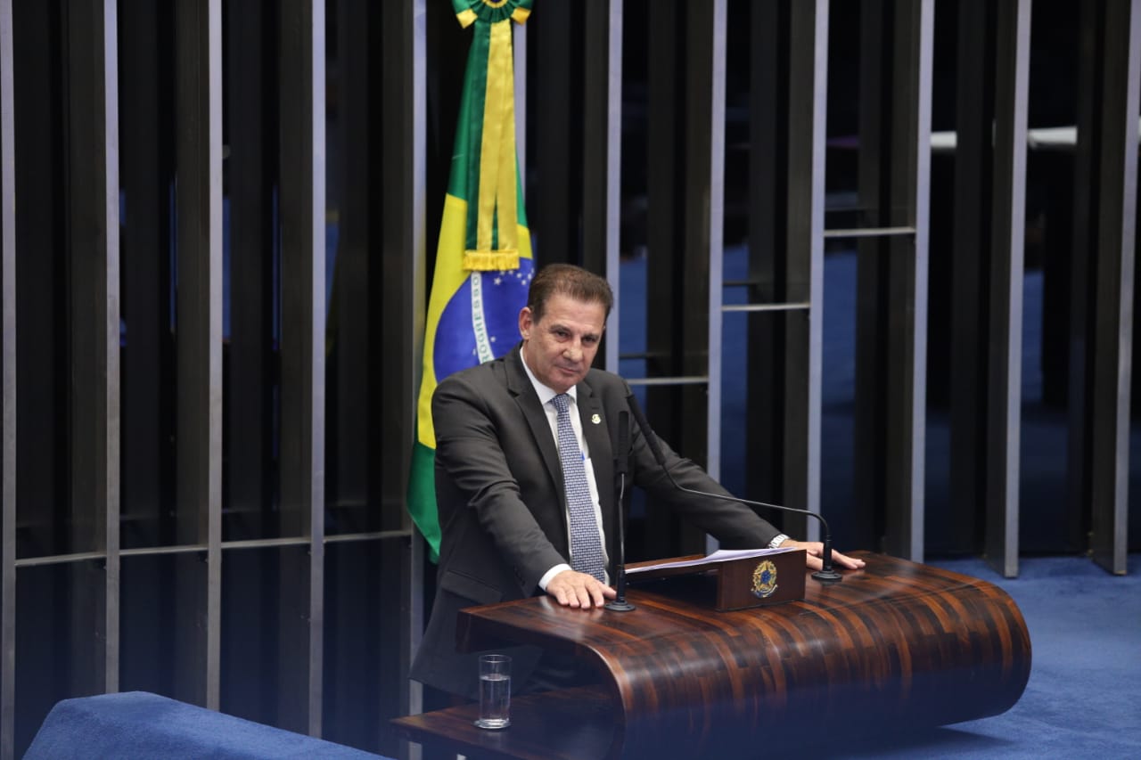 Senador Vanderlan discursa na tribuna do Senado Federal. (Reprodução/Arquivo)