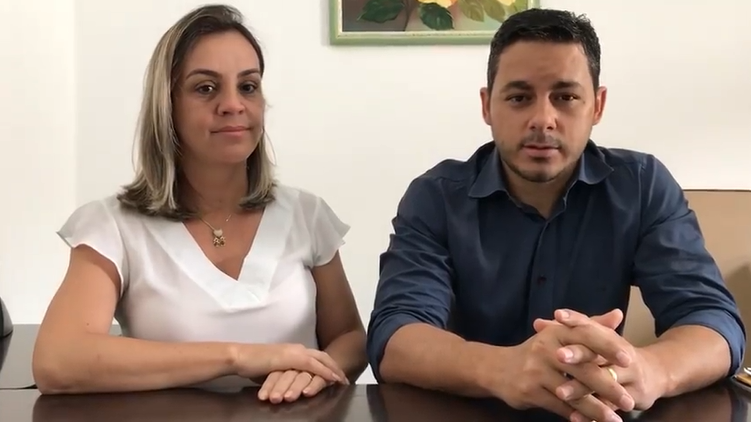 Da esquerda para direita: primeira-dama, Alexandra Custódio e prefeito Hugo Deleon. (Reprodução/Redes Sociais)