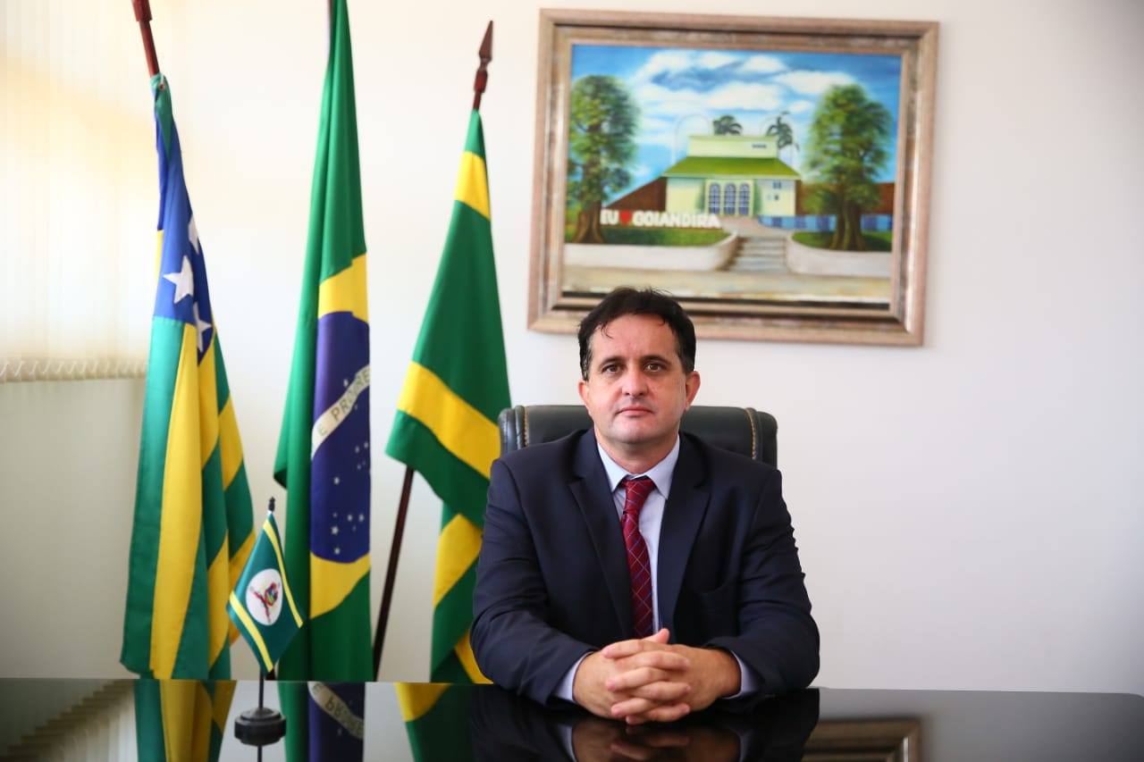 Allisson Peixoto, já como gestor da cidade tomando as primeiras medidas (Sdnews/ Rogerio Machado Master Vídeo Filmes)