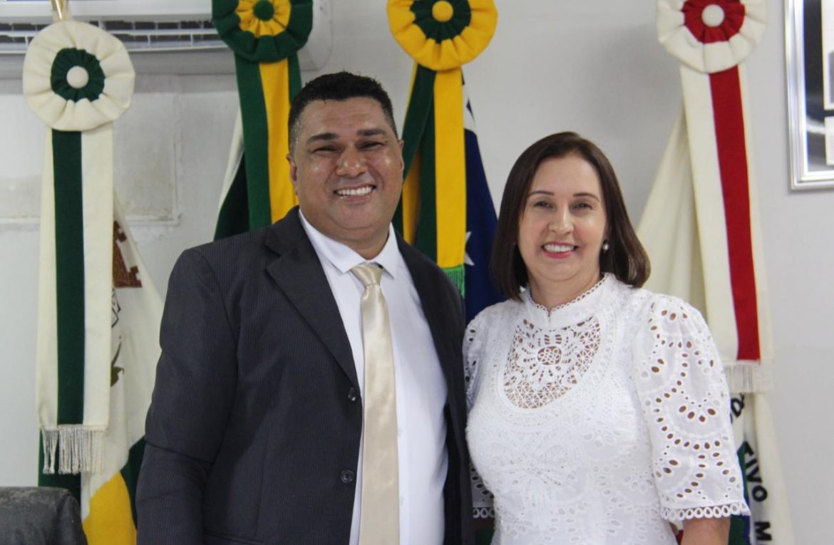 Solimar Cardoso de Souza e a vice Edivana (Sdnews)