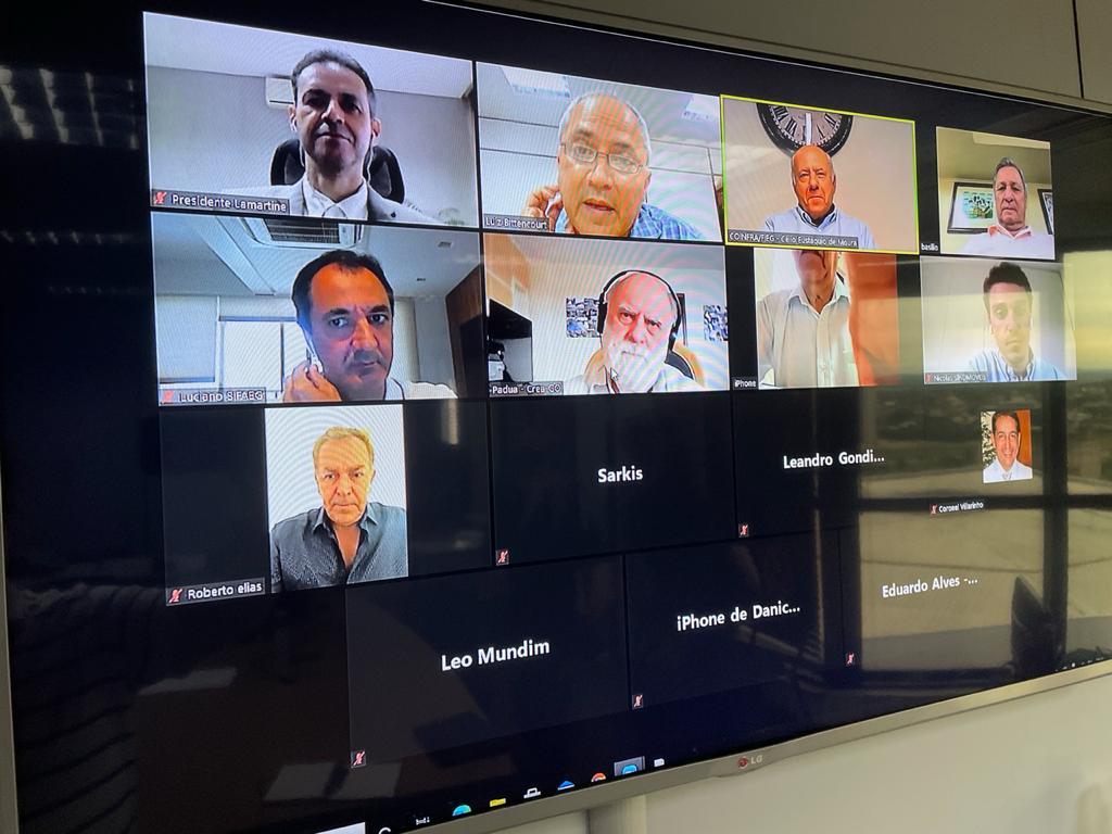 Bittencourt de forma virtual, mostrando ações e atividades da Seinfra aos membros do colegiado do Conselho Temático de Infraestrutura (Coinfra) da Federação das Indústrias do Estado de Goiás (Fieg)