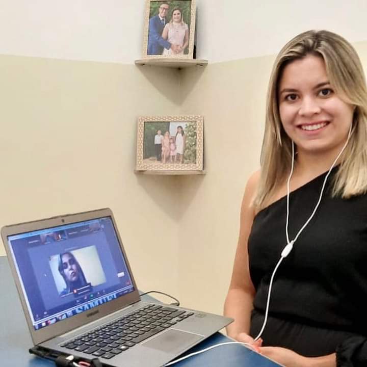 1ª dama de Vianópolis e Secretaria de Promoção e Assistência Social, Daniela Reis Cotrim