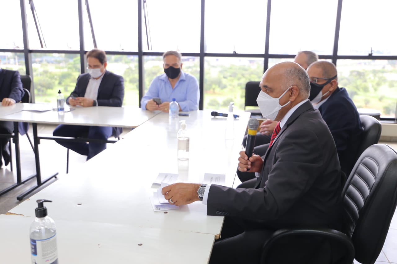 Rogério Cruz apresentou ao Fórum das Entidades Empresariais a proposta de Rodízio Modular de Atividades (Foto: Jackson Rodrigues)
