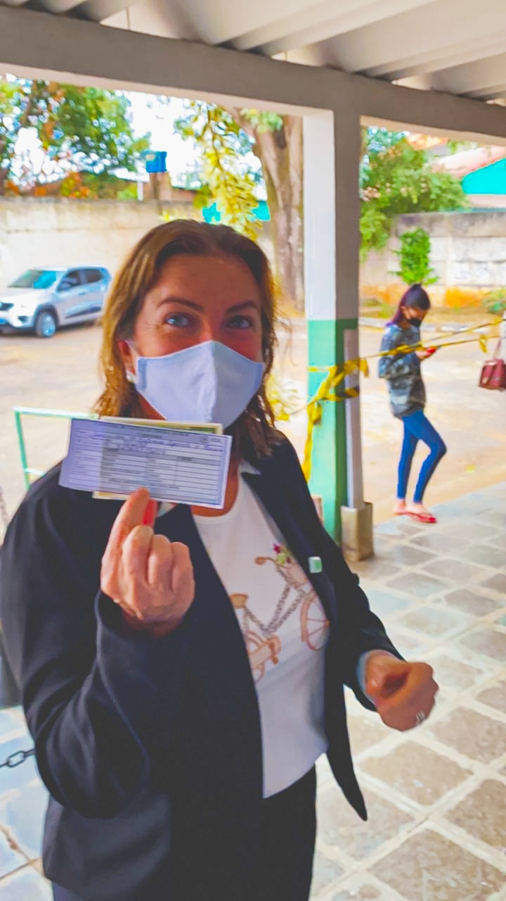 Fátima Gavioli recebeu uma dose do imunizante fabricado pela Pfizer/BioNTecH