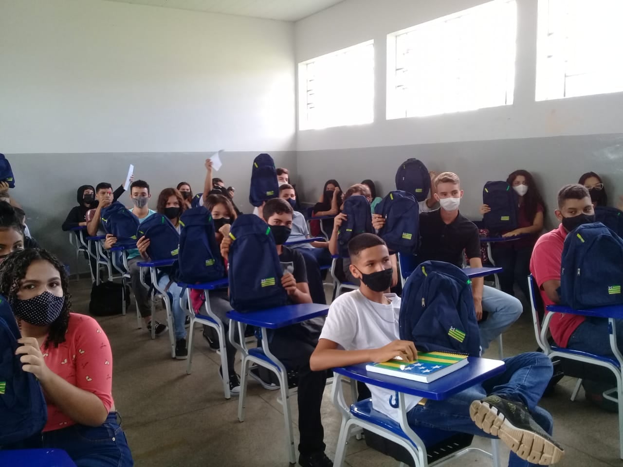 Volta às aulas da rede pública estadual em São Luís de Montes Belos, região Oeste do Estado: ao todo, 466 mil alunos iniciaram ano letivo de 2022 nesta quarta-feira (19/1)