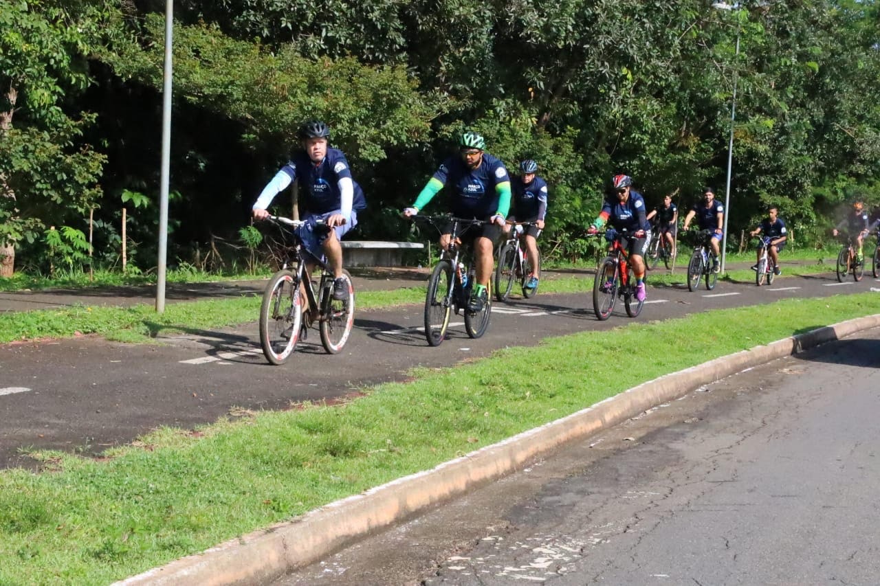 Prefeitura de Goiânia, por meio da Secretaria Municipal dos Esportes, participa da organização do Passeio Ciclístico e Caminhada Março Azul