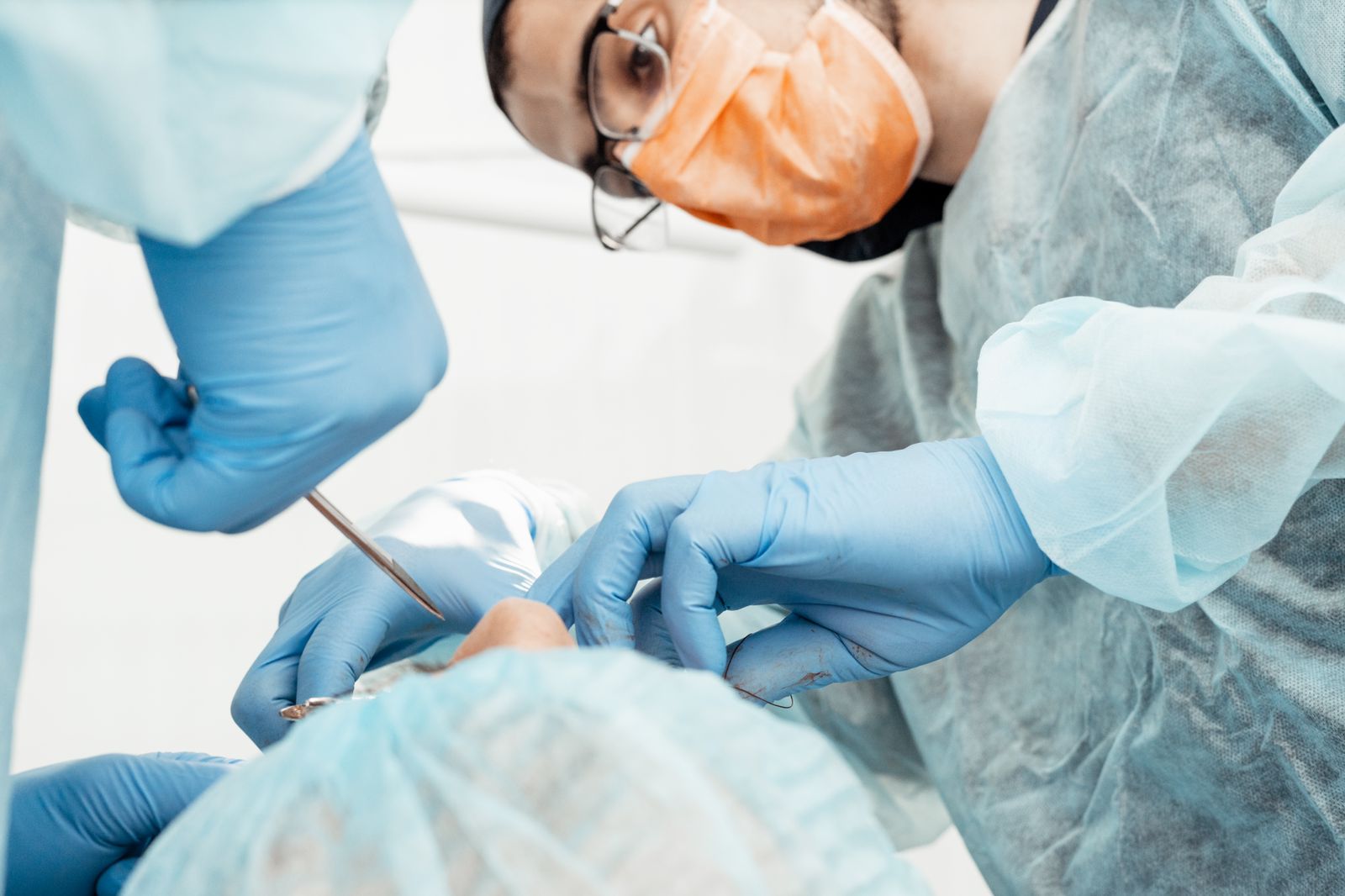 Hospital Estadual Centro-Norte Goiano (HCN), em Uruaçu, realiza procedimentos cirúrgicos de traumatologia bucomaxilofacial, indicados para pacientes que necessitam de reconstrução facial