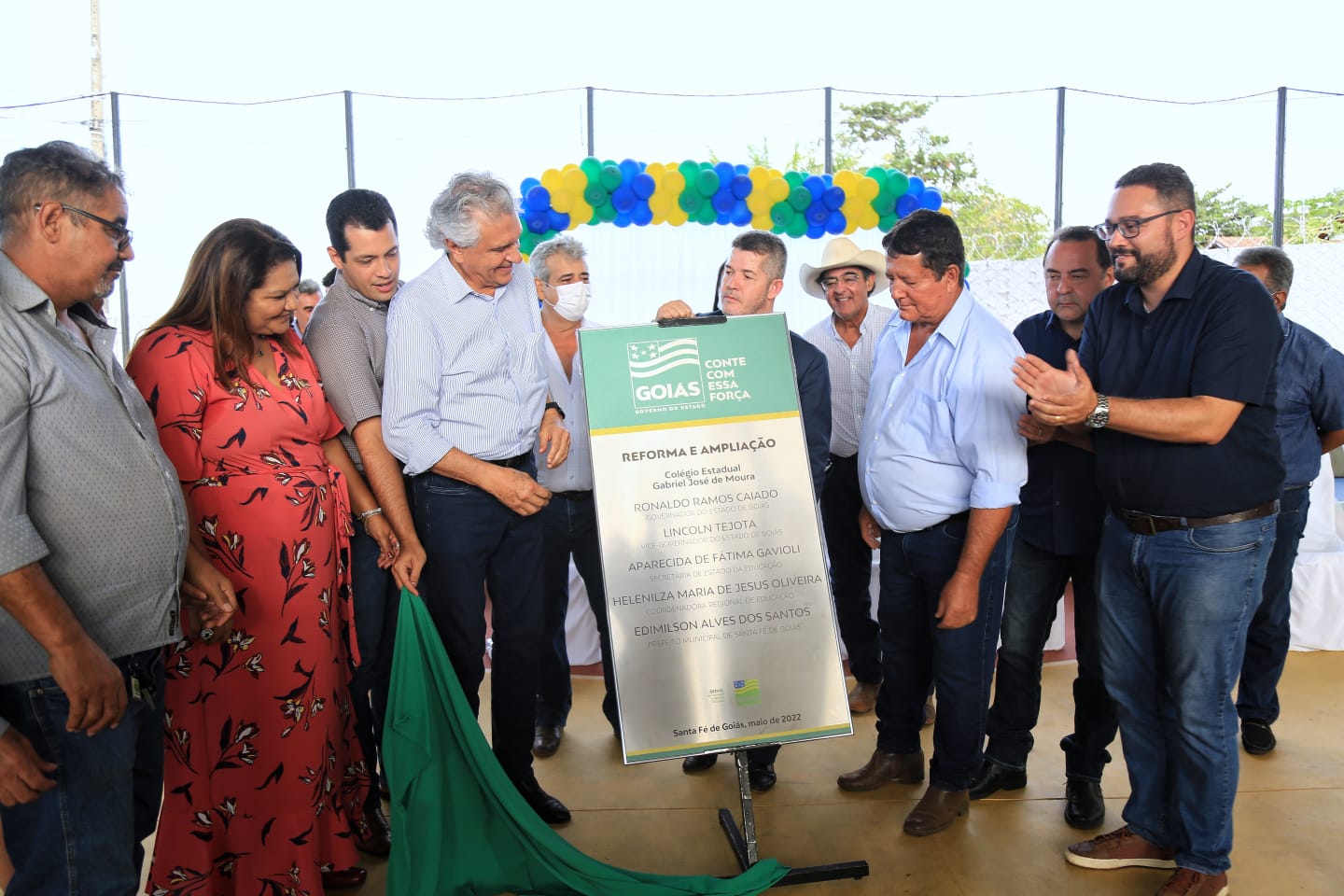 Governador Ronaldo Caiado entrega reforma de escola em Santa Fé de Goiás, município que recebeu R$ 1,9 milhão em investimentos para Educação desde 2019