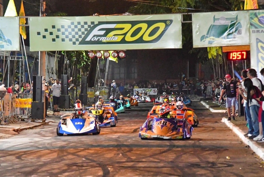Com apoio da Prefeitura de Goiânia, terceira etapa do GP de Fórmula 200 é realizada nesta sexta-feira (24/06) e sábado (25/06): prova será nas ruas do Jardim Presidente, a partir das 19h30, com entrad