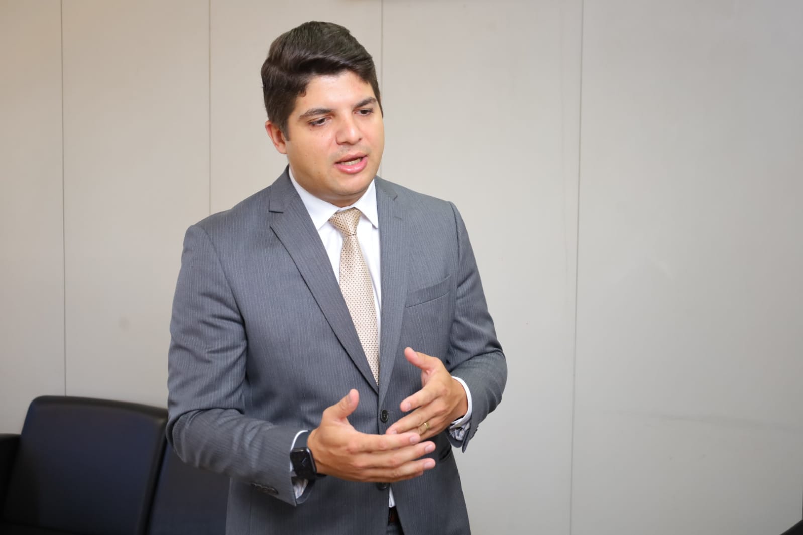Secretário municipal de Finanças, Vinícius Alves, lidera grupo de trabalho permanente destinado a atualizar Código Tributário Municipal