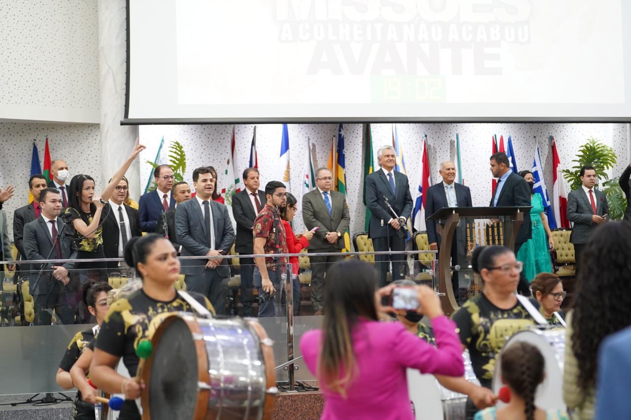 Governador Ronaldo Caiado participa do encerramento da 18ª Conferência Missionária na Catedral das Assembleias de Deus Madureira, em Anápolis