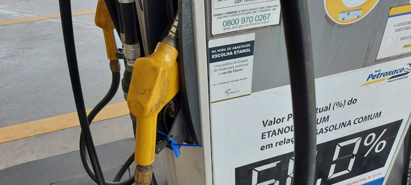 Governador Ronaldo Caiado anuncia redução da alíquota do ICMS do etanol para 14,17% 