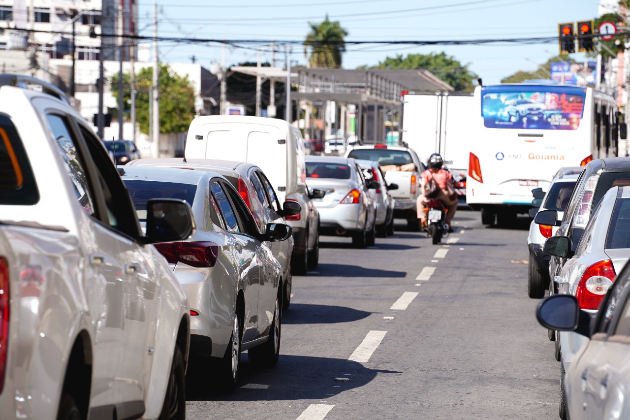 Opção por parcelamento do IPVA atraiu mais proprietários de veículos em Goiás, em 2022