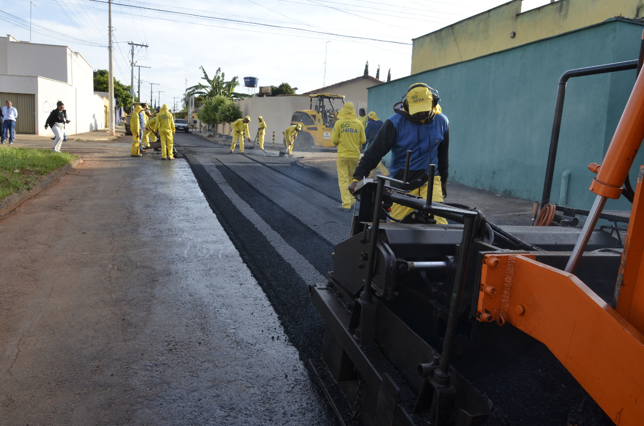 Infraestrutura urbana: Estado realiza obras de recuperação de ruas em 122 municípios