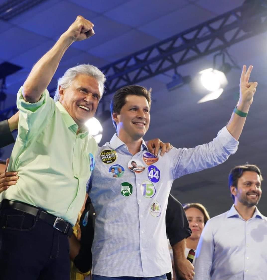 O governador Ronaldo Caiado (União Brasil) junto com o candidato a vice governador o emedebista Daniel Vilela 