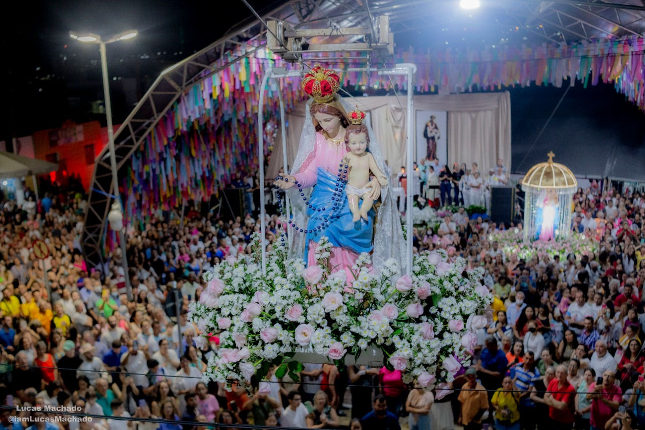 26 ternos de congos participam das celebrações da 146ª Edição da Festa em Louvor a Nossa Senhora do Rosário, em Catalão - Goiás.