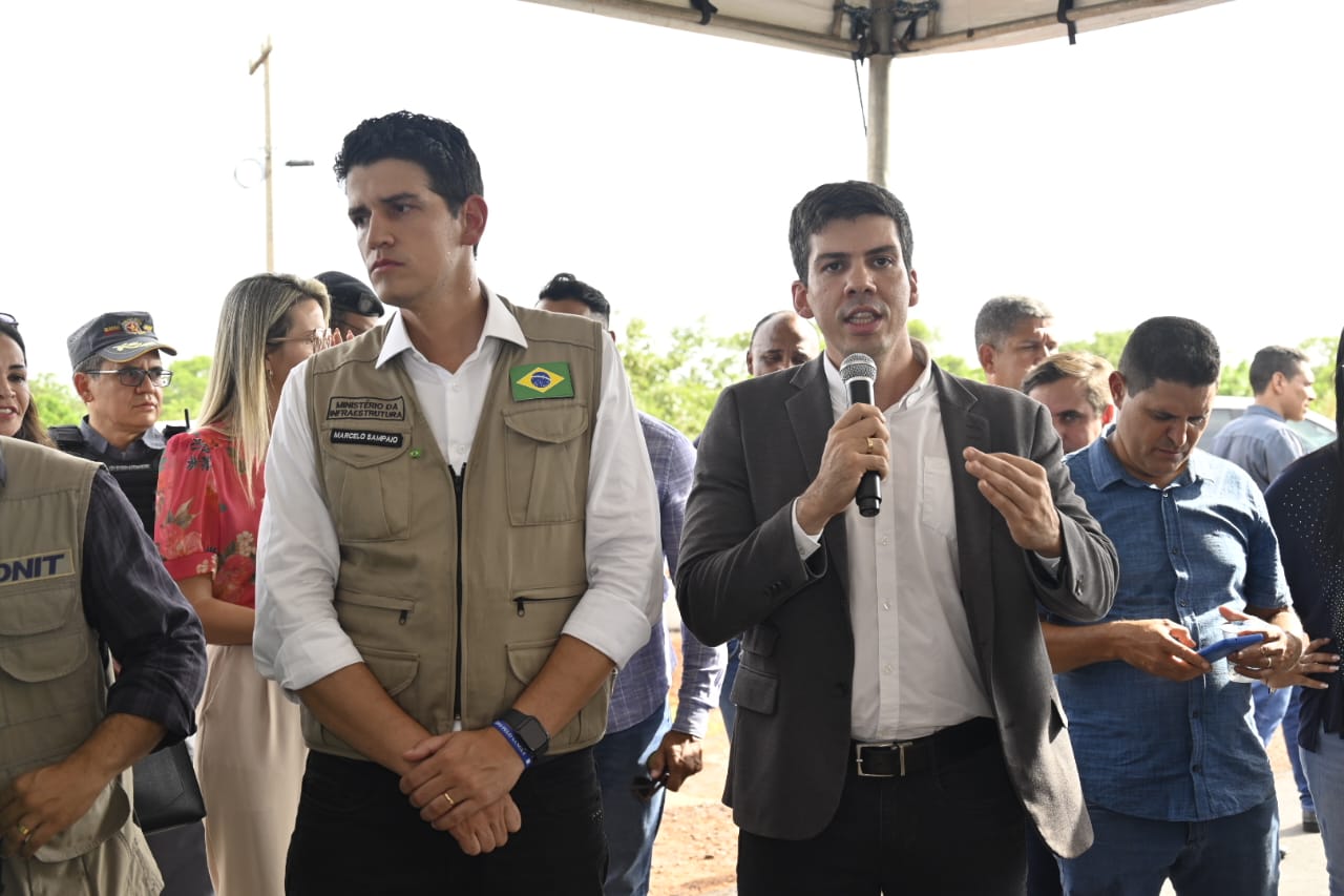 Presidente da Goinfra, Pedro Sales, em vistoria às obras do contorno viário de Aragarças, Barra do Garças e Pontal do Araguaia: 