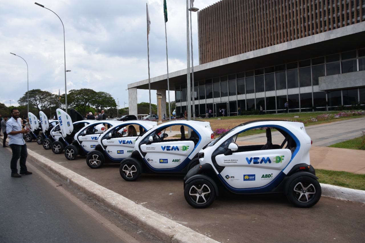 Prefeitura de Goiânia inicia testes para adoção de frota elétrica na administração municipal com dois veículos disponibilizados gratuitamente por 30 dias