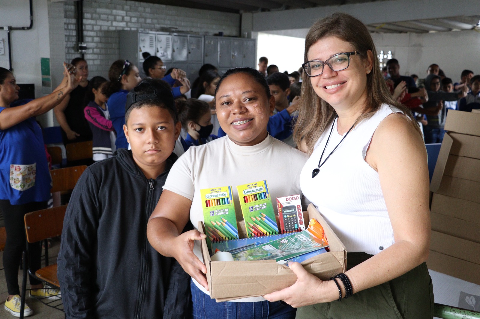 Prefeitura de Goiânia finaliza entrega de kits de material escolar em todas as instituições do ensino fundamental da Rede Municipal de Educação
