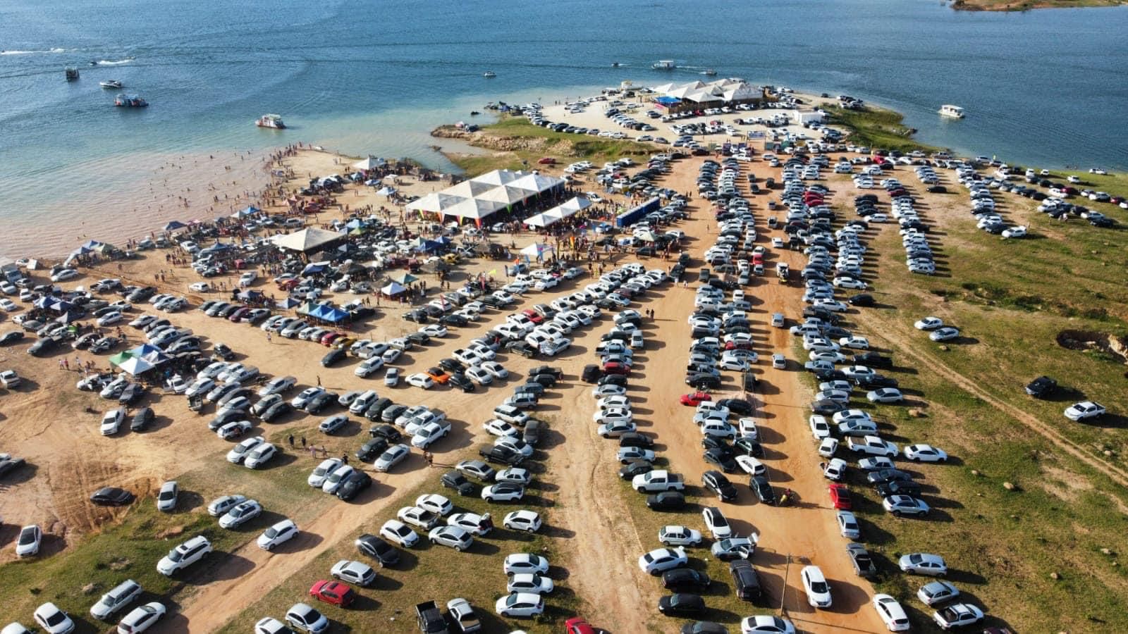 Prainha Lago Azul, onde o DJ Bad Boy e os carros automotivos animaram