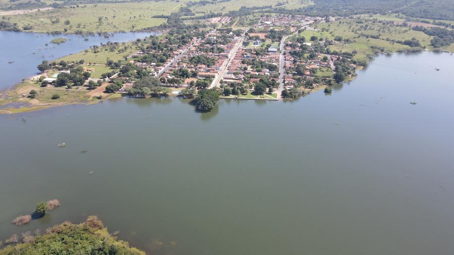 Lago dos Bandeirantes formado pelo represamento das águas do Rio Paranaíba, atingiu 99% da capacidade na última semana