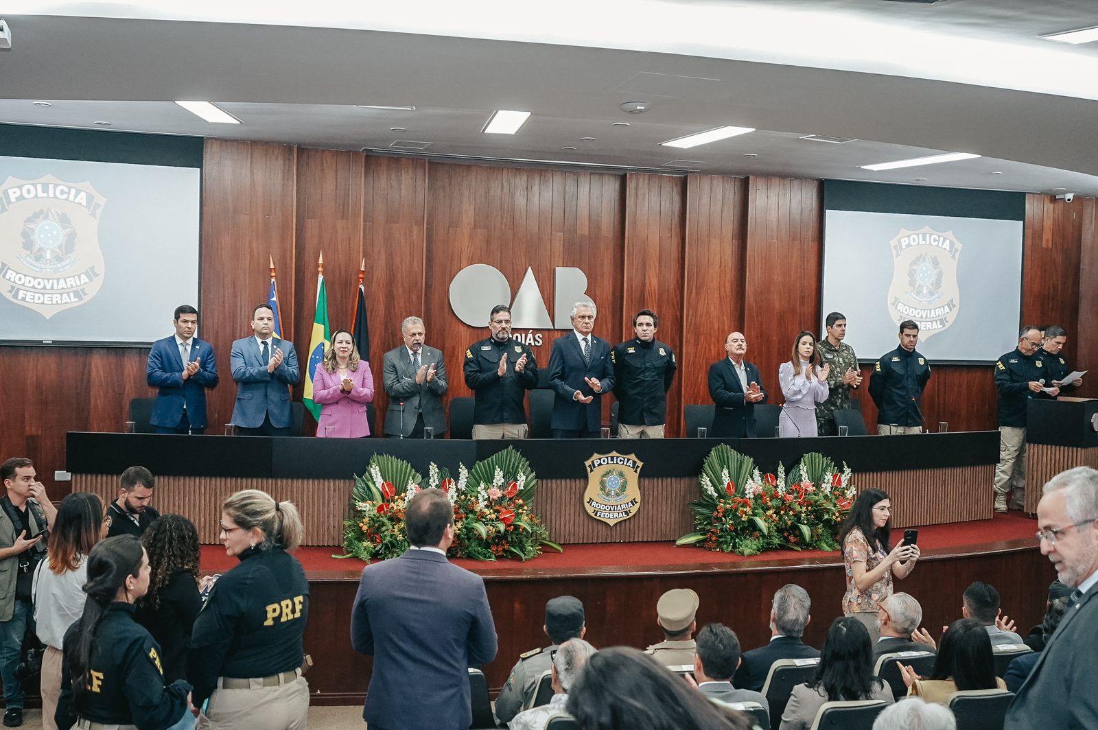 Governador Ronaldo Caiado prestigia posse de novo superintendente da PRF; instituição colabora com o Estado na atuação em segurança pública