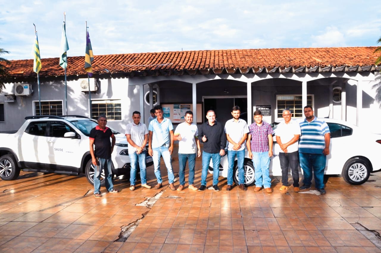 Davinópolis: Carros adquiridos com emendas parlamentares estão à disposição da Secretaria de Saúde