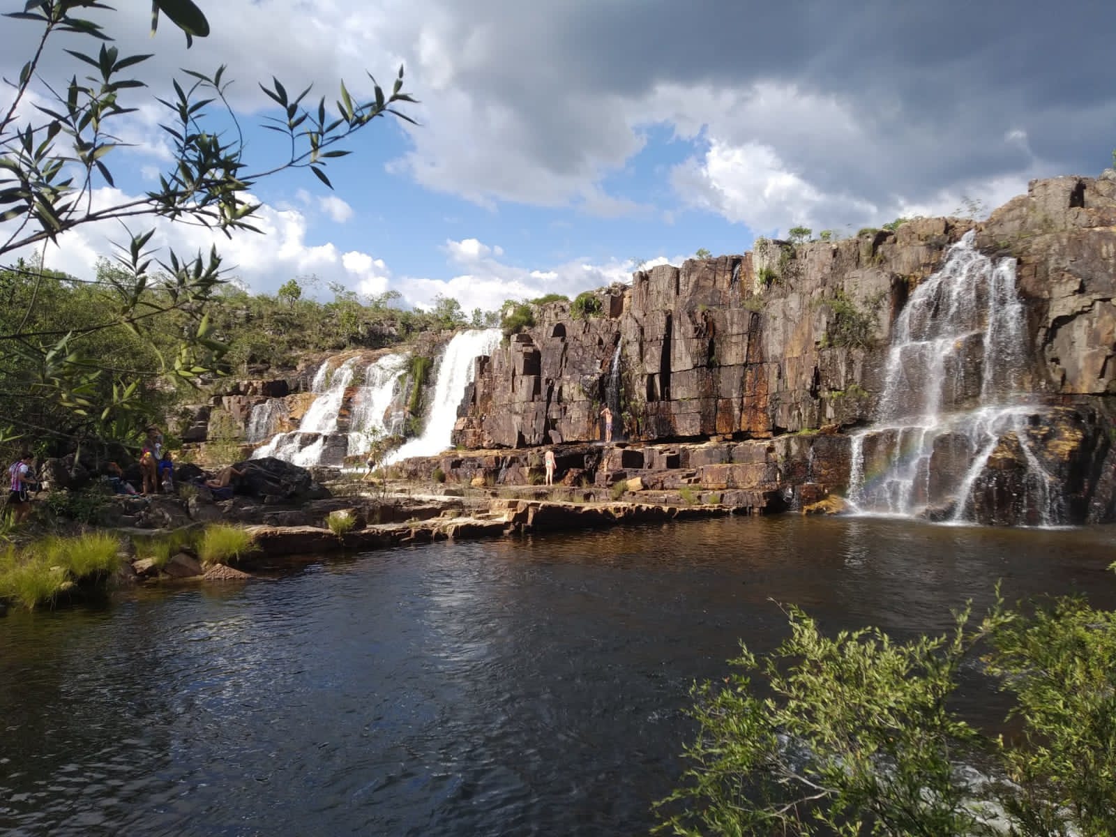 Criado em 2020, parque reúne atrativos como cachoeiras e paredões rochoso 