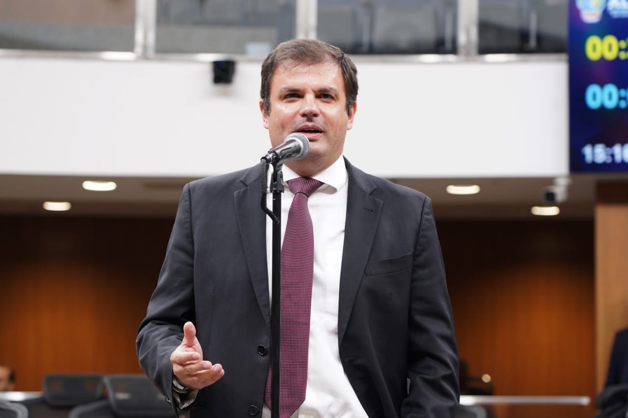 Deputado Estadual Issy Quinan Júnior tem somado esforços para registrar na história a atuação de seu primeiro mandato como parlamentar na Assembleia Legislativa de Goiás (Alego)
