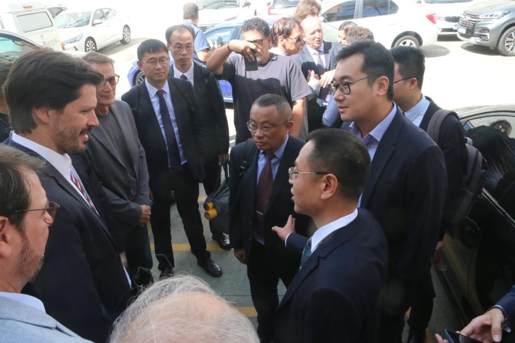  Vice-governador Daniel Vilela durante reunião com representantes do Fórum das Entidades Empresariais e executivos chineses na Acieg