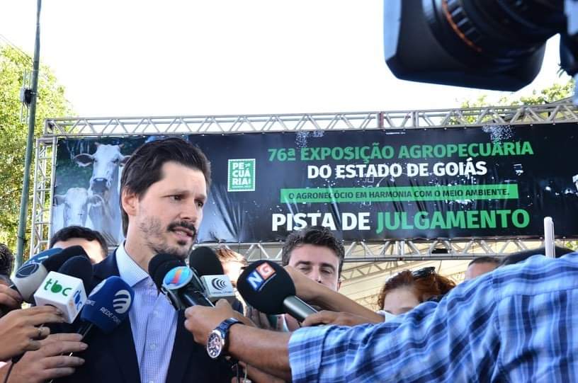 Vice-governador Daniel Vilela durante entrevista a imprensa na abertura da 76ª Exposição Agropecuária do Estado de Goiás