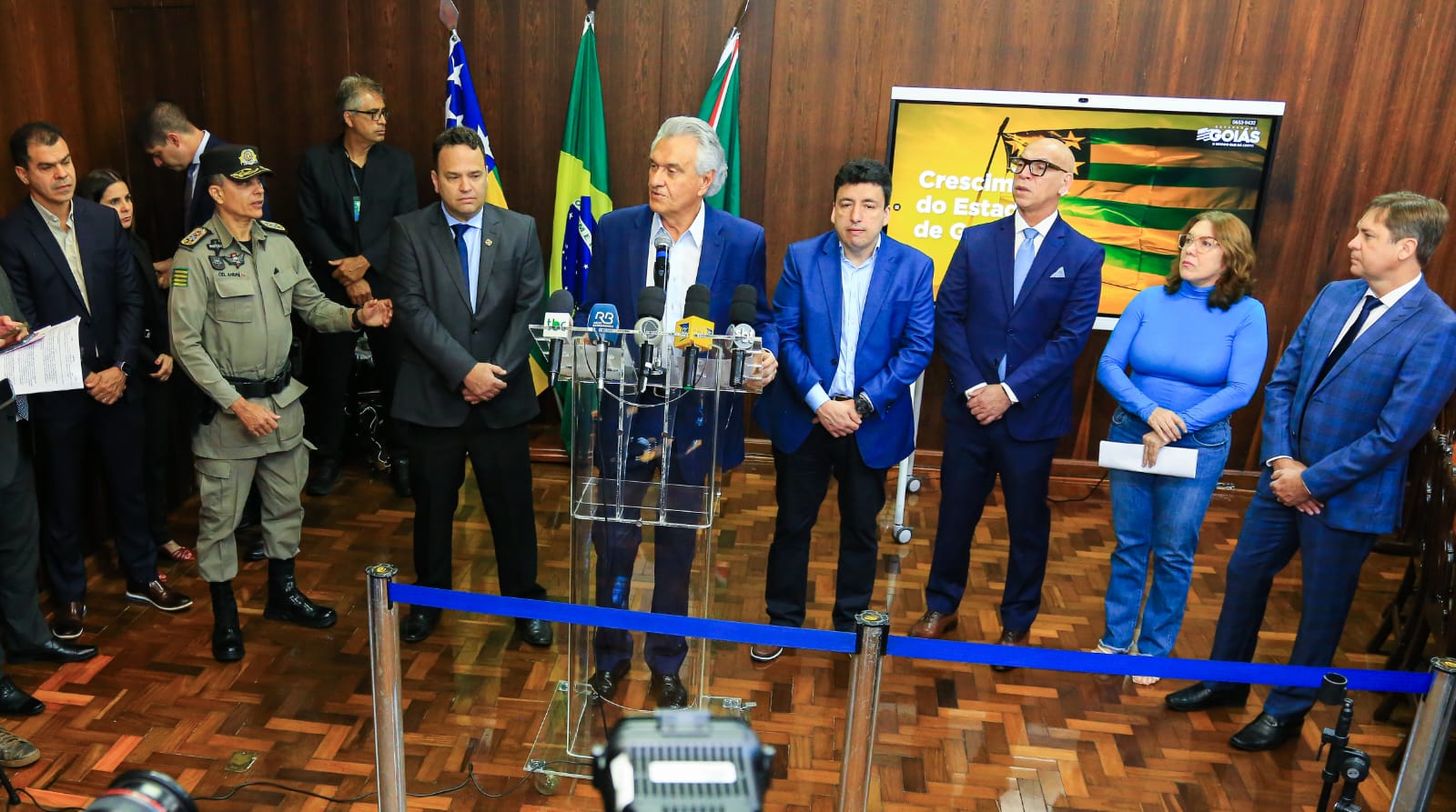 Governador Ronaldo Caiado anuncia nomeação de 1.678 novos servidores: 1.363 policiais militares e 315 professores