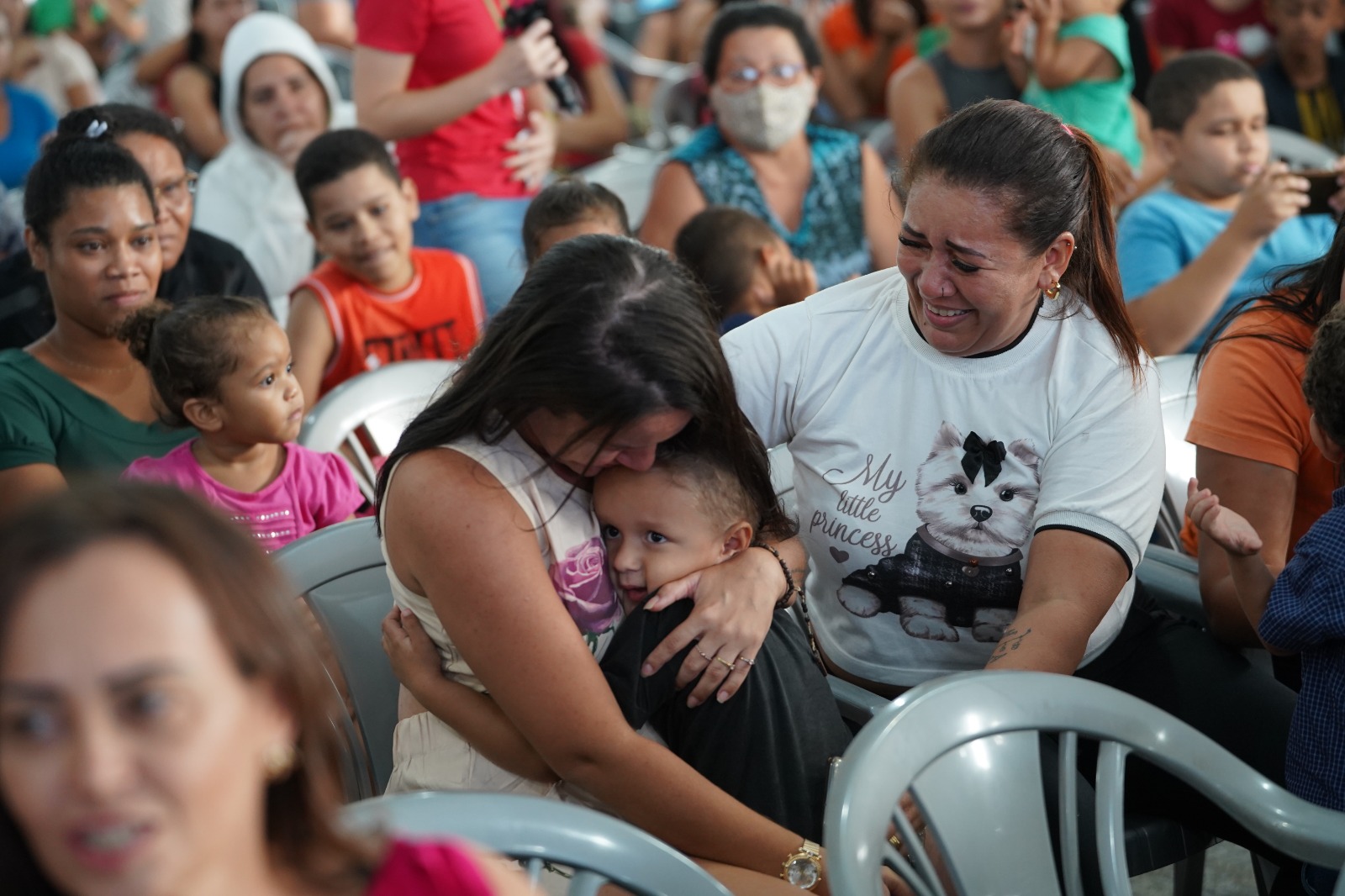 Família comemora durante sorteio de casas a custo: Nova Aurora é próximo município a ter os nomes definidos