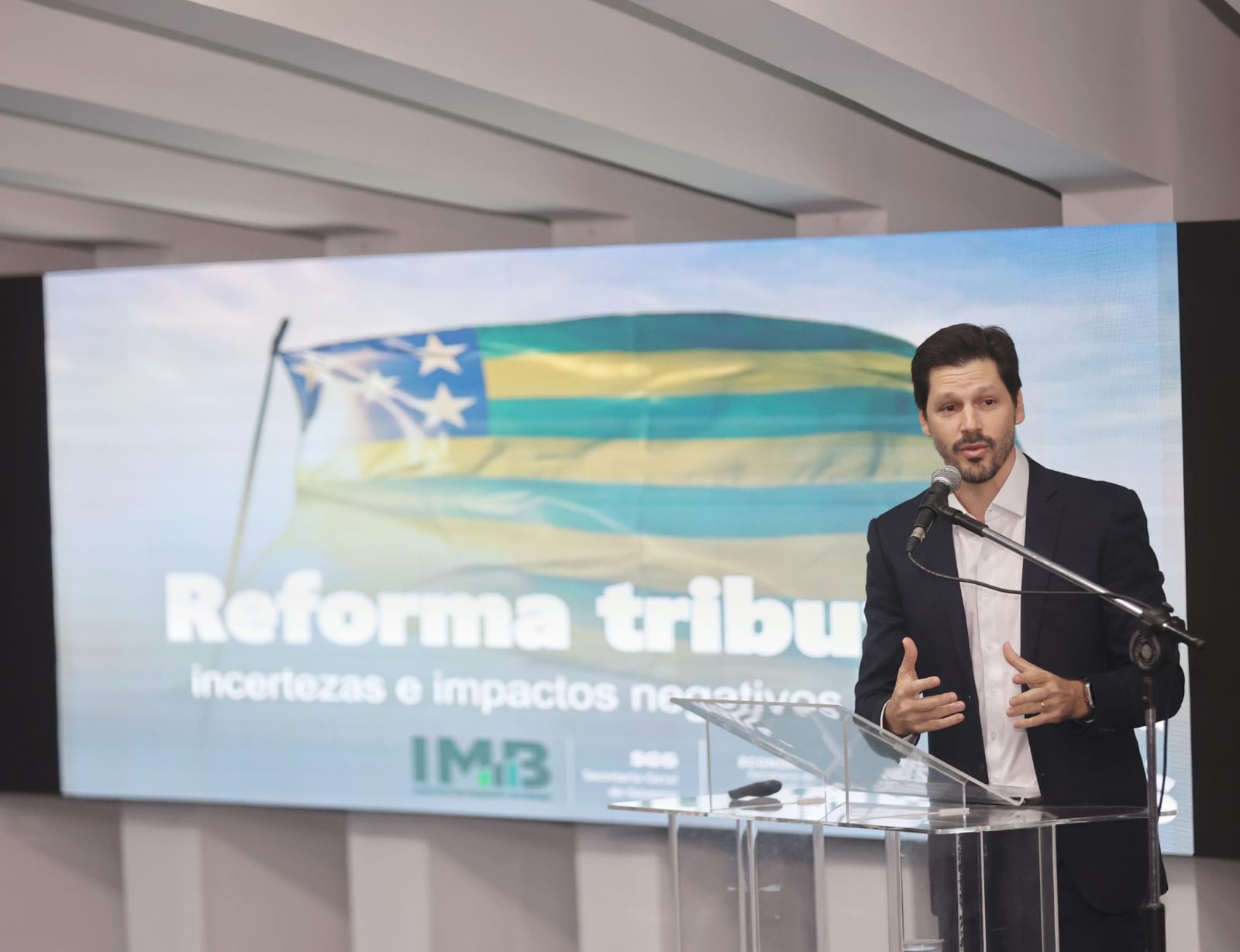 Em reunião com lideranças políticas e empresariais, Daniel Vilela reforça posicionamento do governador Ronaldo Caiado, que é contrário ao atual projeto de Reforma Tributária