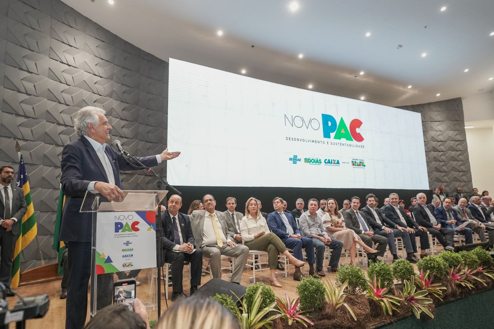 No lançamento do Novo PAC em Goiás, Caiado ressalta importância de parceria com o governo federal para levar mais benefícios aos goianos 