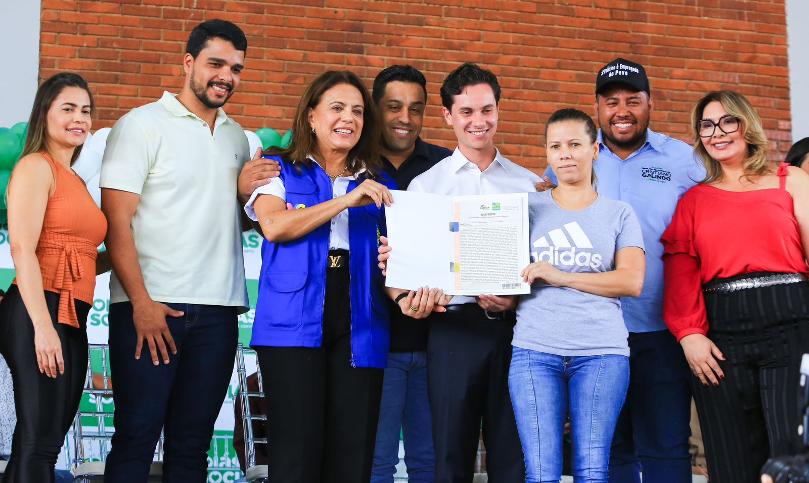 Gracinha Caiado entrega benefícios sociais em Trindade e destaca trabalho do Governo de Goiás para levar oportunidades às famílias mais carentes