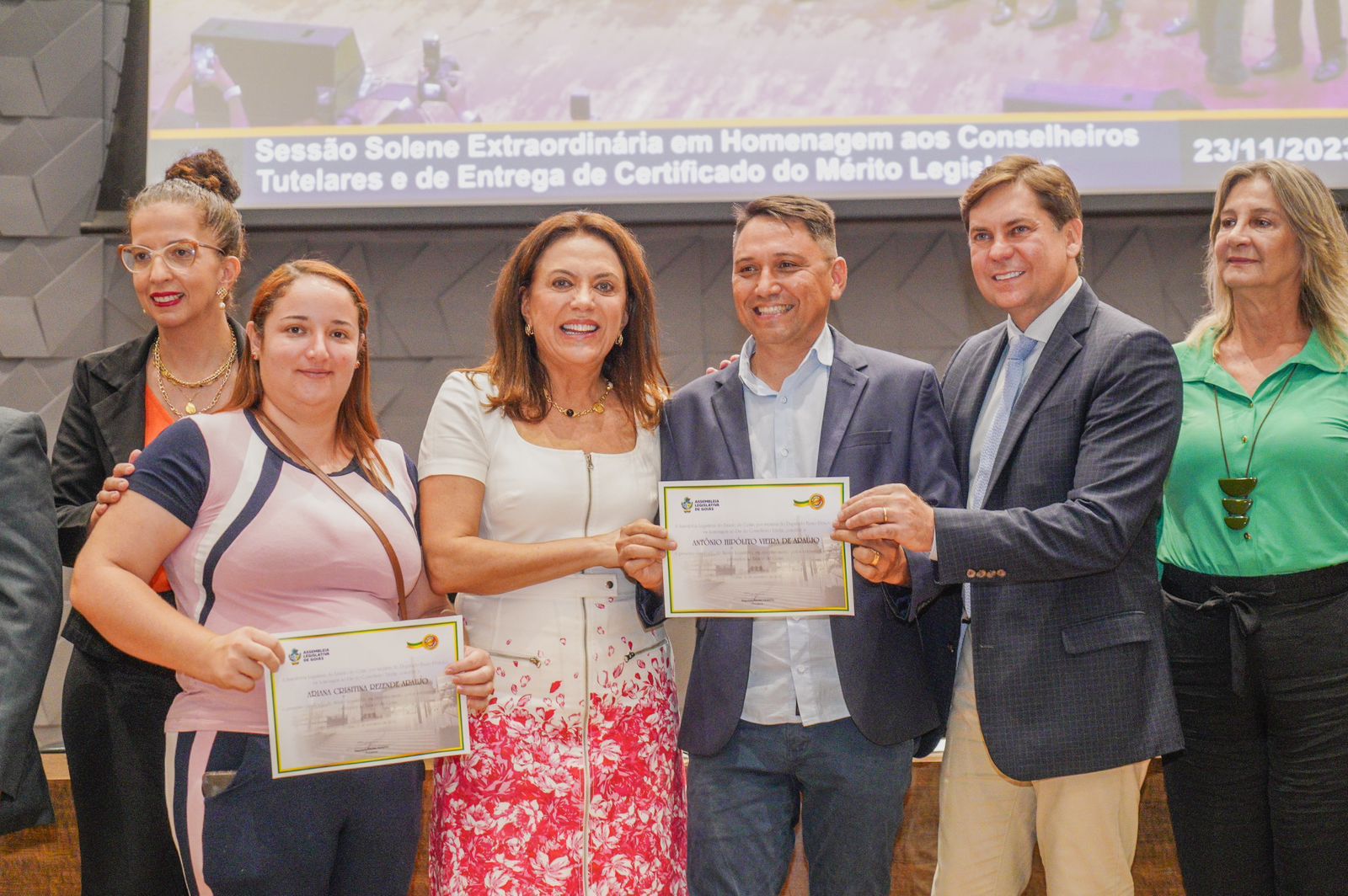 Em solenidade em homenagem a conselheiros tutelares, primeira-dama Gracinha Caiado se coloca à disposição da classe para discussão de políticas públicas voltadas a crianças e adolescentes