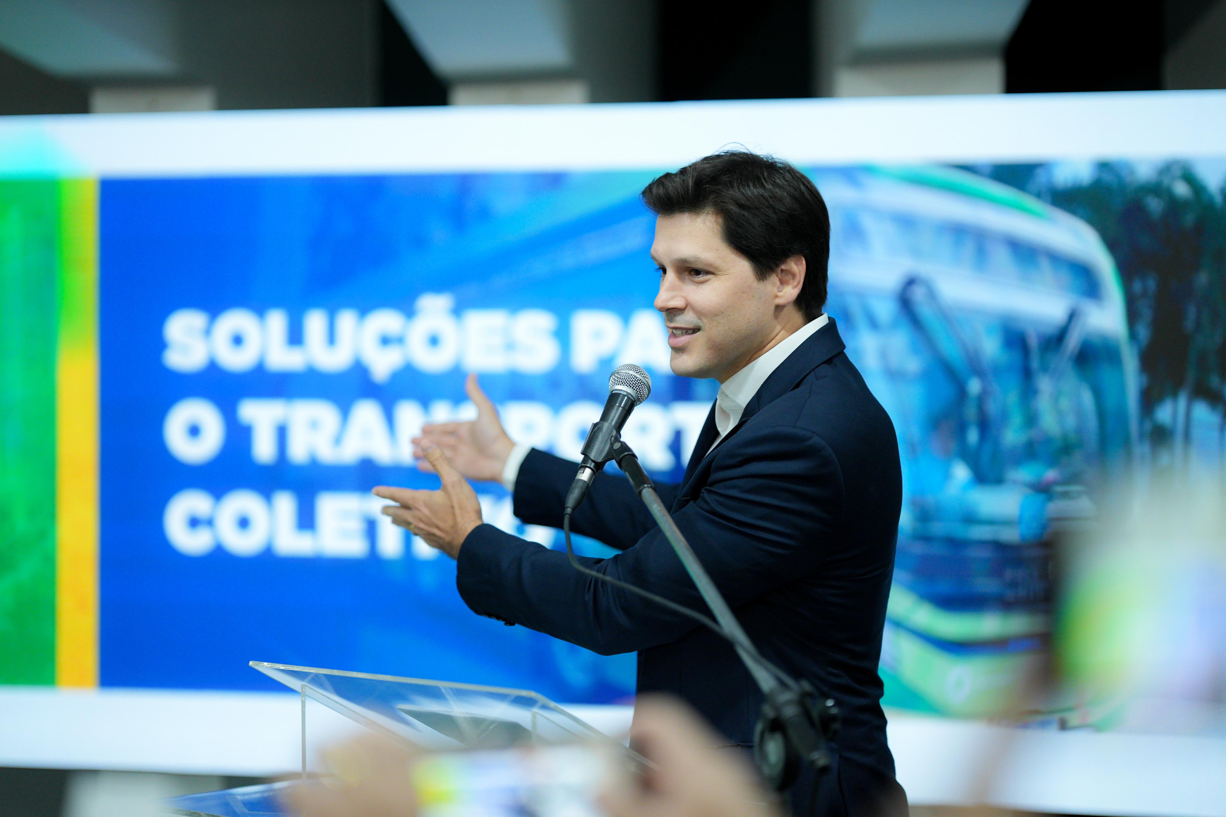 Vice-governador de Goiás, Daniel Vilela participa, ao lado do governador Ronaldo Caiado, de anúncio de melhorias para o transporte coletivo da região metropolitana de Goiânia