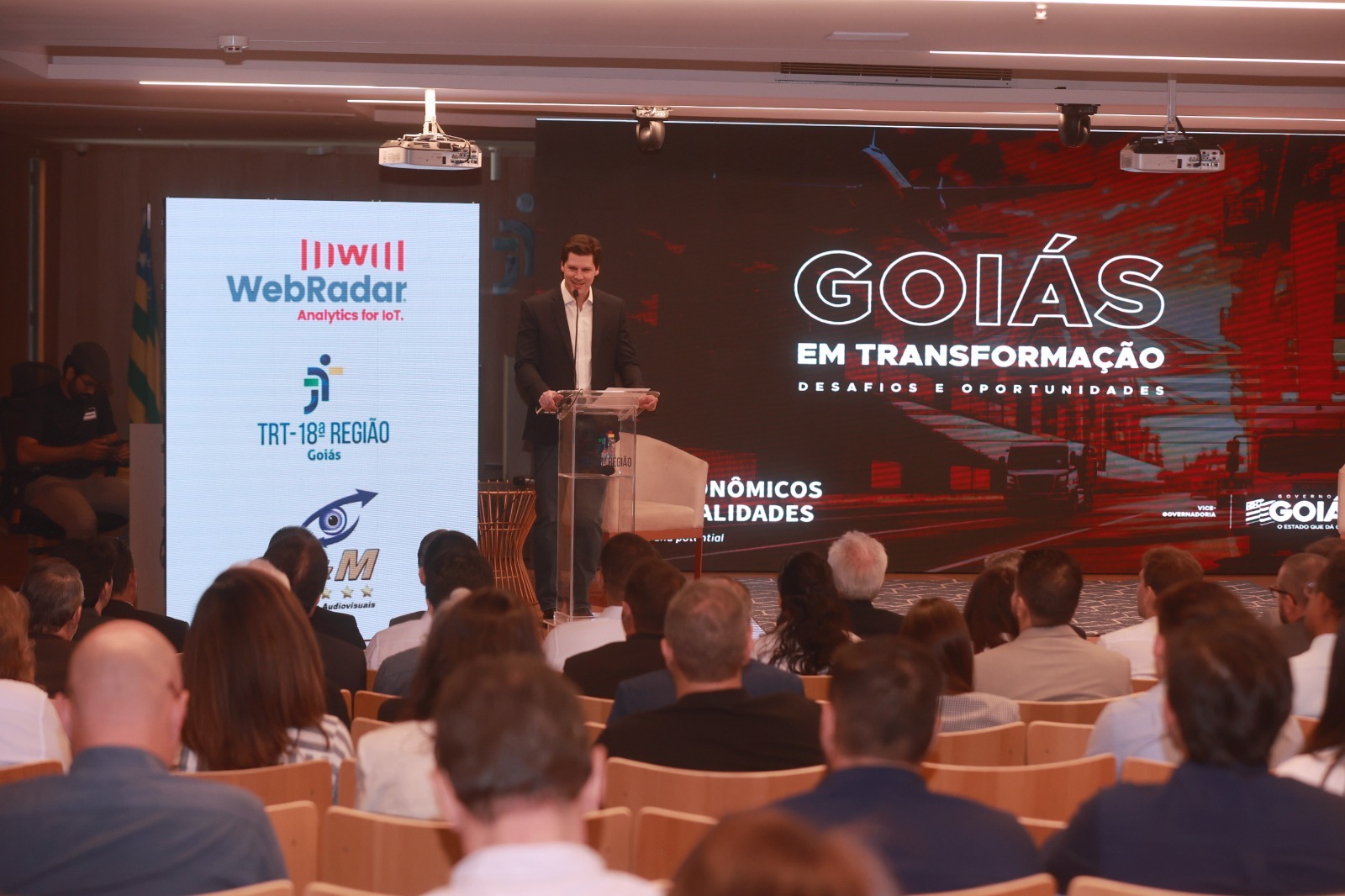 Vice-governador de Goiás, Daniel Vilela ministra palestra sobre investimentos em infraestrutura e competitividade do mercado goiano