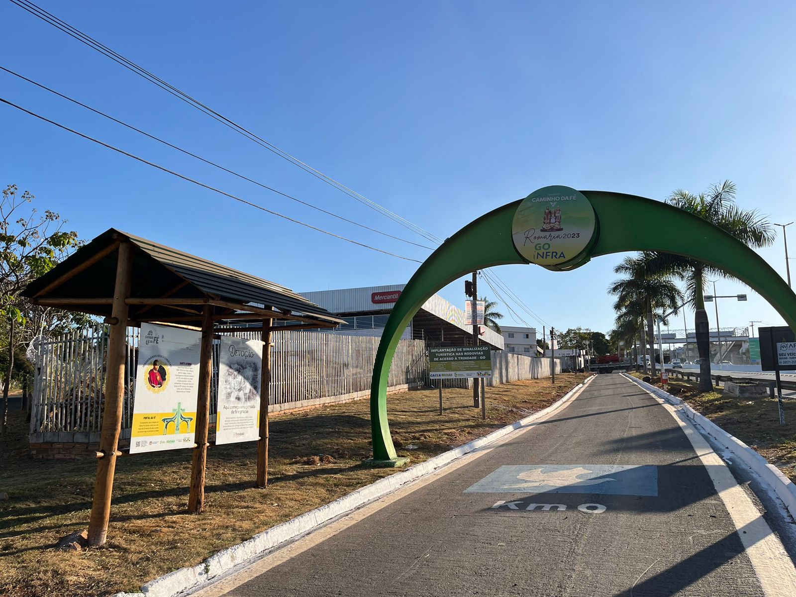  Painéis informativos, instalados pela Goiás Turismo, contam história da Romaria ao Divino Pai Eterno, em Trindade