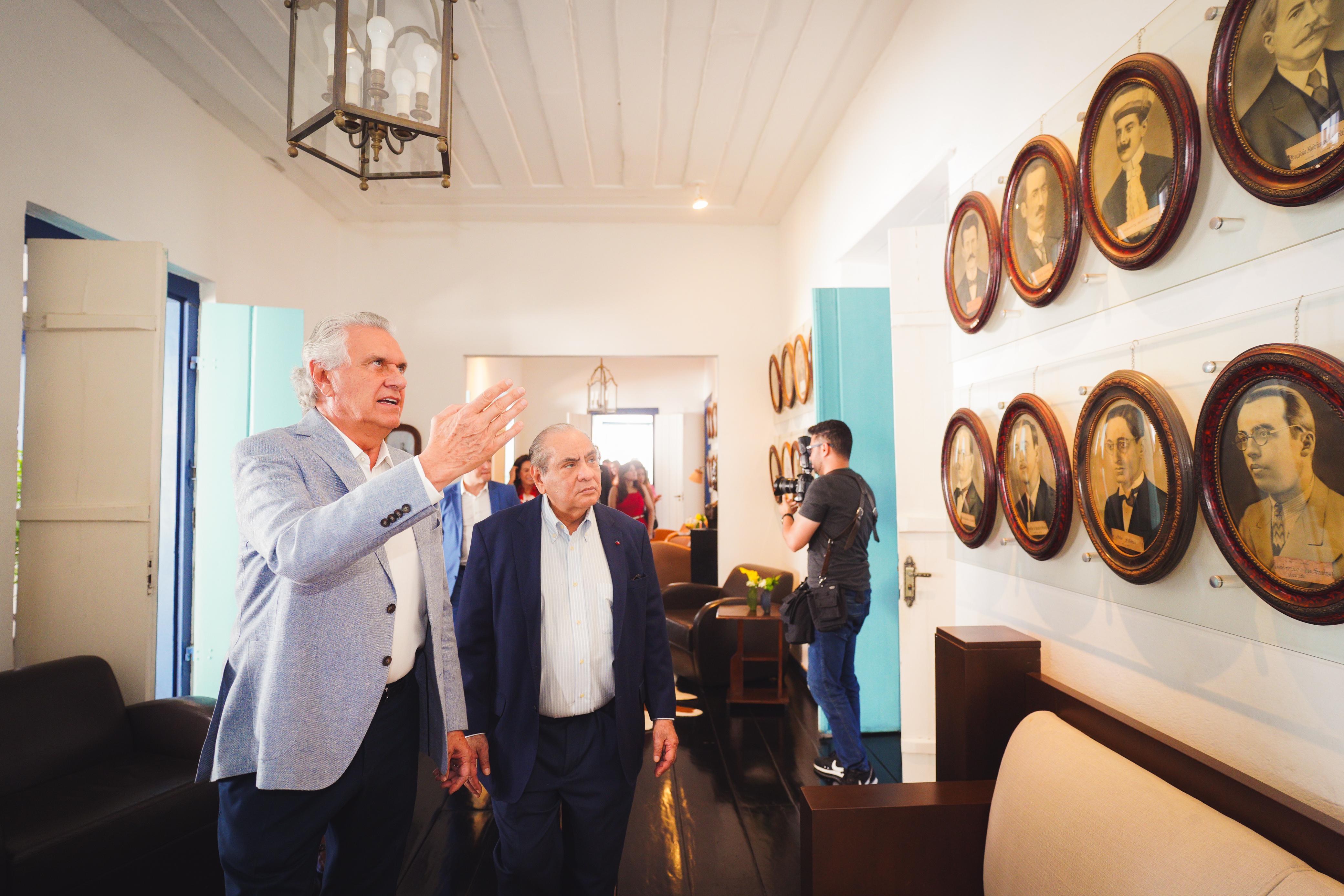 Governador Ronaldo Caiado em encontro com as diretorias da CNC e da Fecomércio Goiás: parceria para inclusão social e desenvolvimento