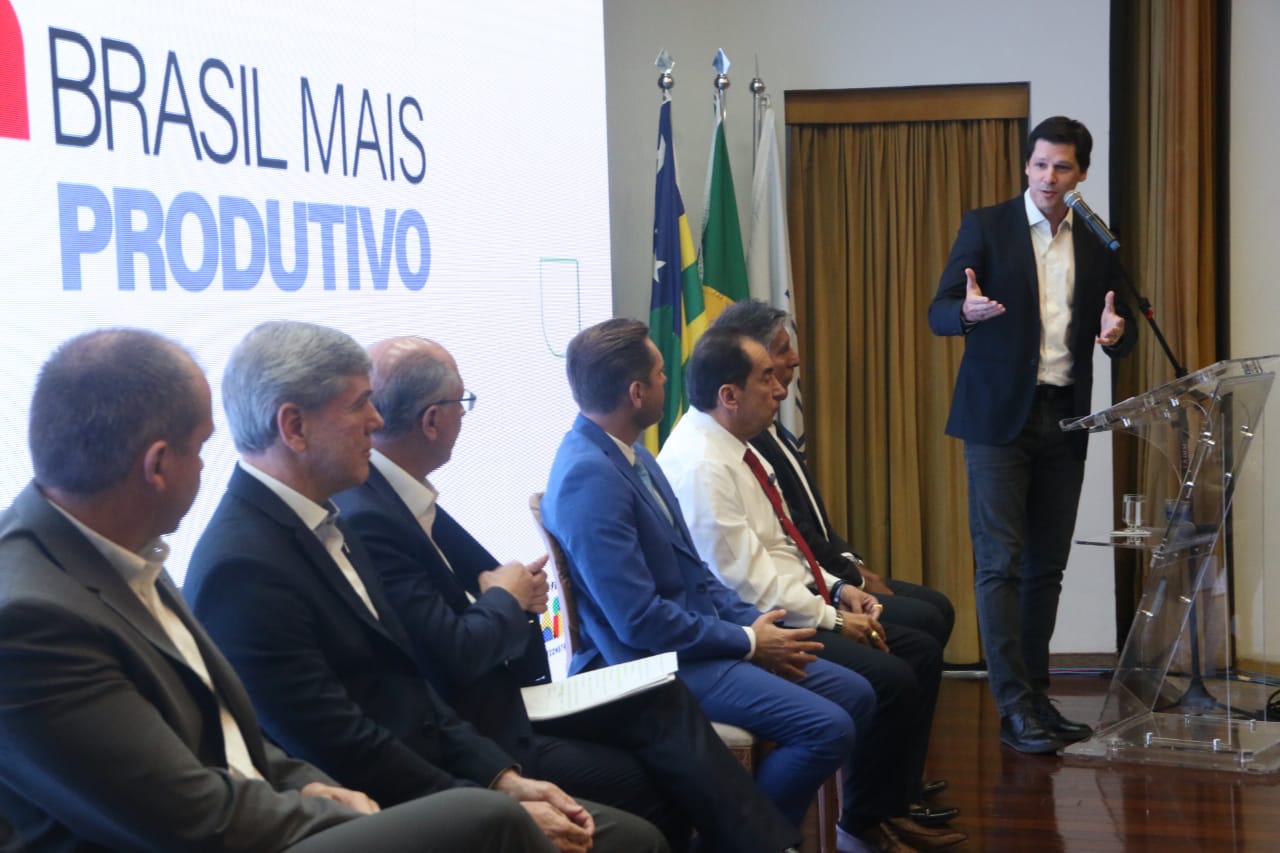 Vice-governador Daniel Vilela participa do lançamento do Programa Brasil Mais Produtivo em Goiás, evento contou com presença do vice-presidente da República, Geraldo Alckmin