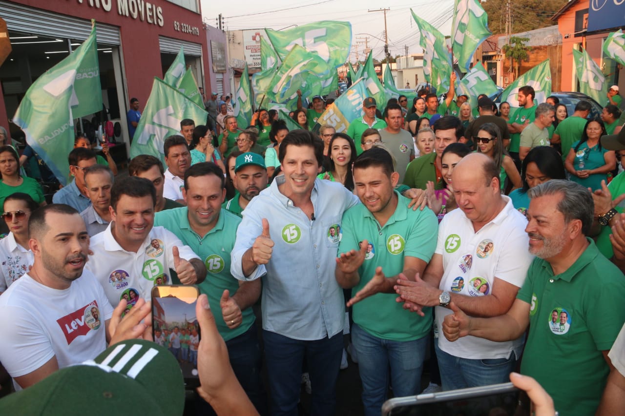 Em Bonfinópolis, Daniel Vilela acompanha militância do MDB em caminhada de apoio a Lucas do Galdino