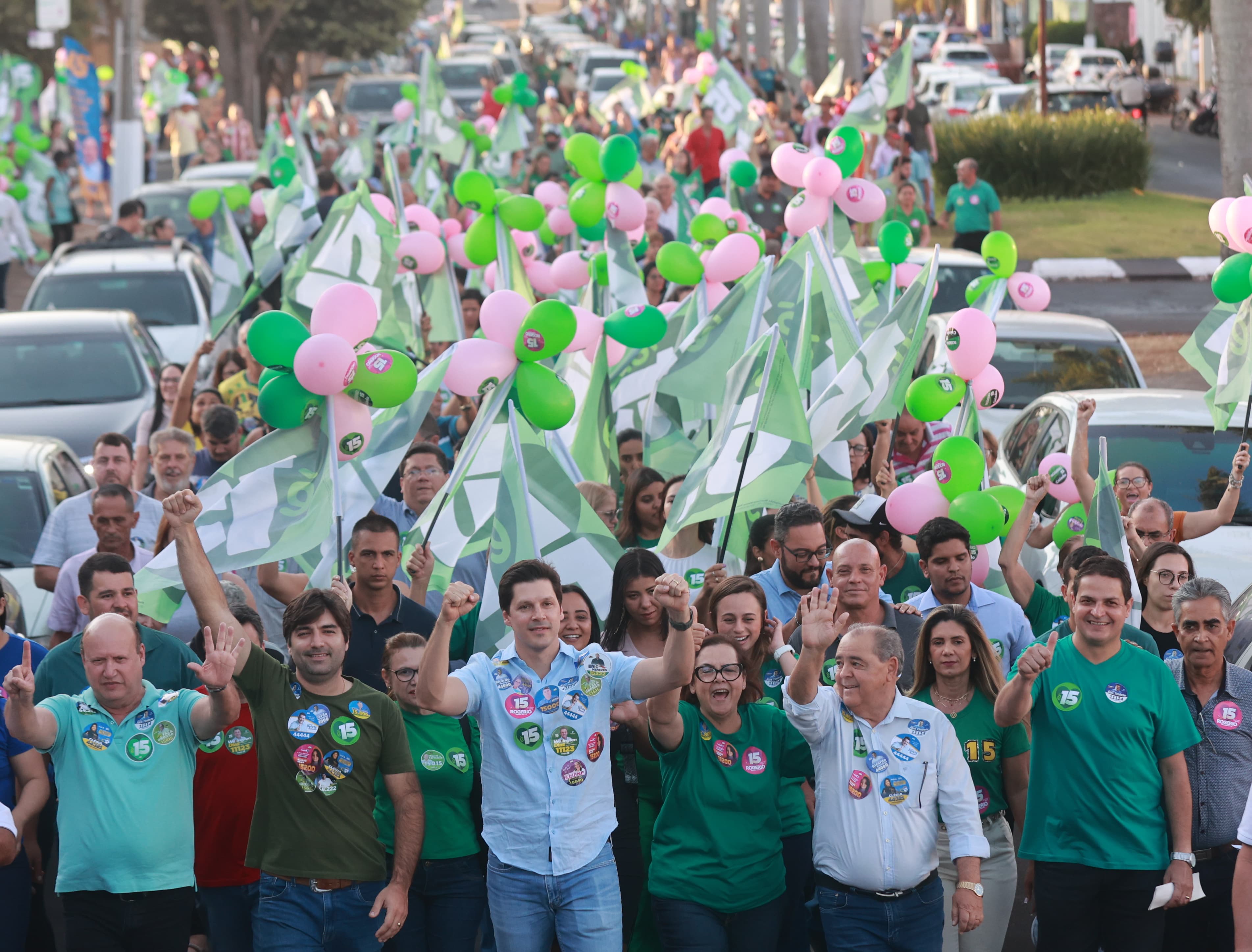 Daniel Vilela comanda caminhadas ao lado de candidatos a prefeito do MDB em Morrinhos e Piracanjuba