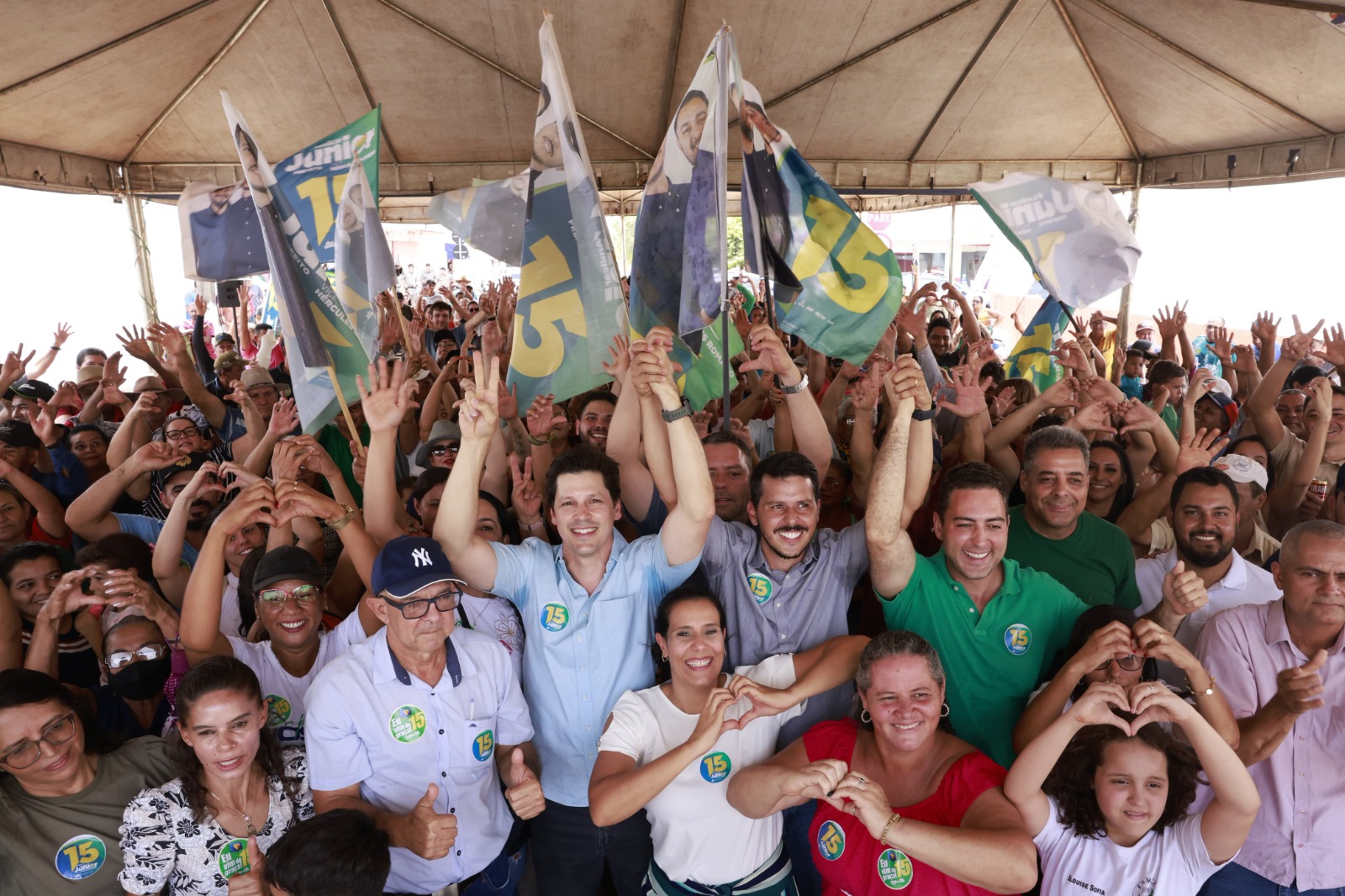 Daniel participa de carreata e comício em Doverlândia, reforçando que Amilcar Júnior é o único candidato capaz de promover a modernização tão esperada na gestão municipal da cidade