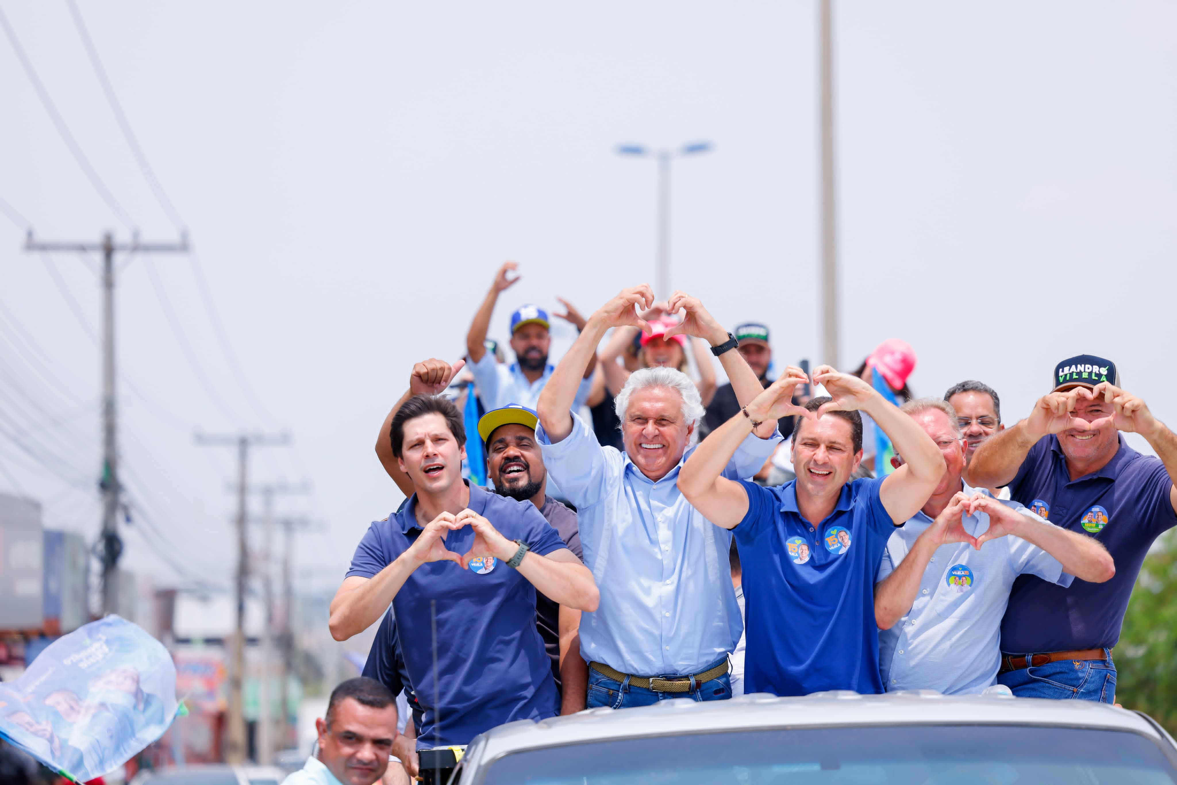 Com participação de Caiado e Daniel, enorme apelo popular nas ruas e avenidas mostra força da candidatura de Leandro Vilela